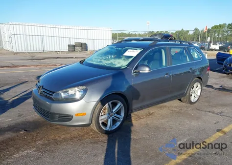 2013 Volkswagen Jetta Sportwagen 2.0L Tdi from USA, damaged, VIN 3VWPL7AJ0DM667298